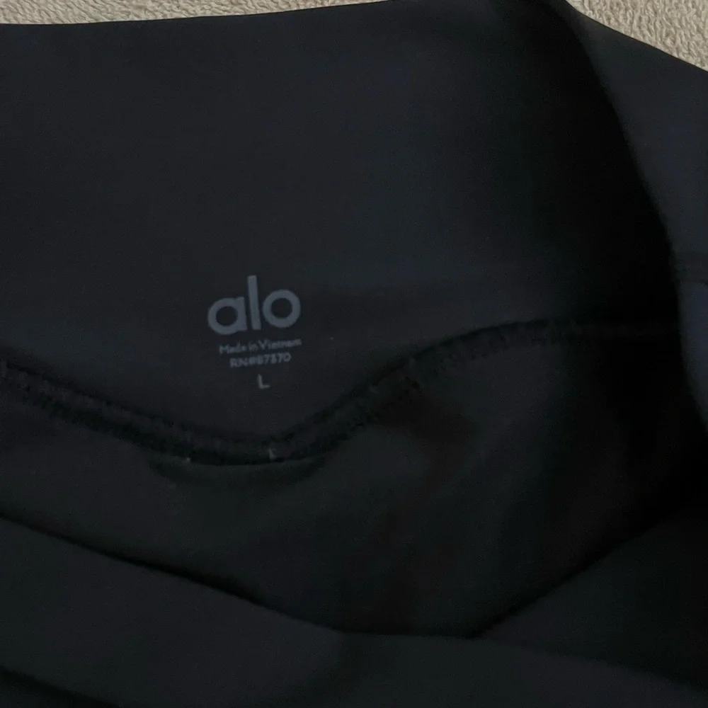 ALO Yoga Black A-Line Pleated Skirt